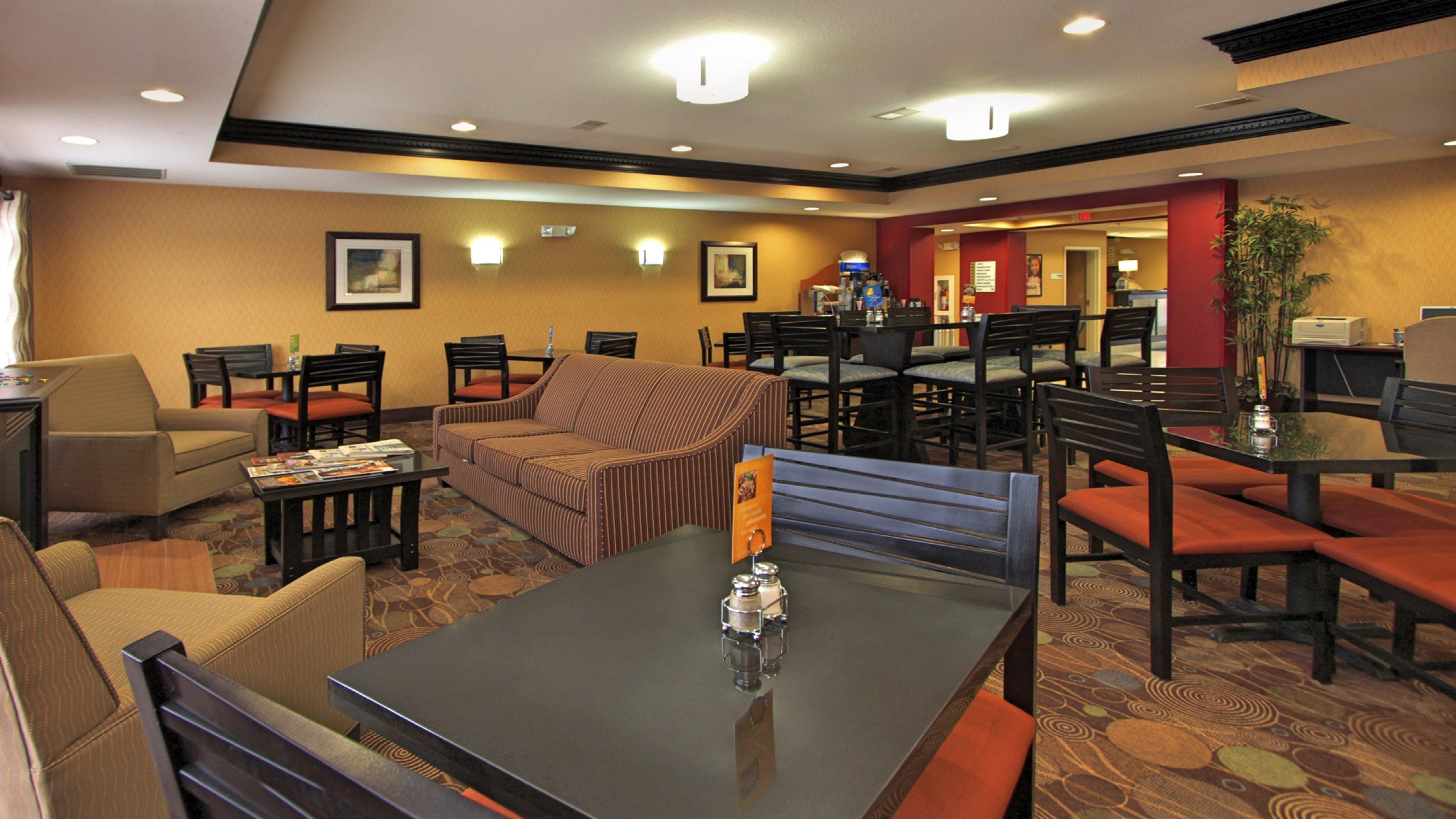 Holiday Inn Express Hotel & Suites Defiance By Ihg Ngoại thất bức ảnh